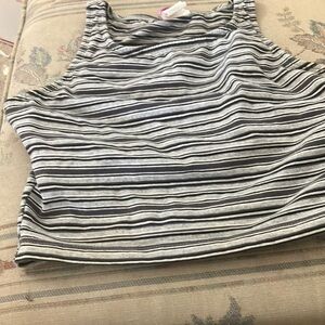Athletic works crop top large